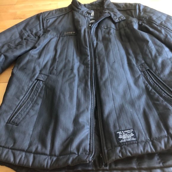 Quilted black shirt jacket by Jack & Jones for men - Picture 3 of 5